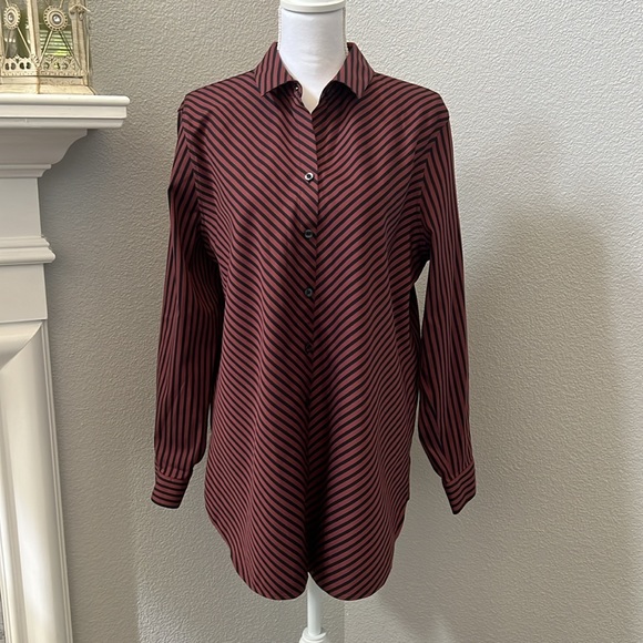 Chico’s No Iron Stretch Sable Imperial Stripe Tunic - Picture 10 of 13